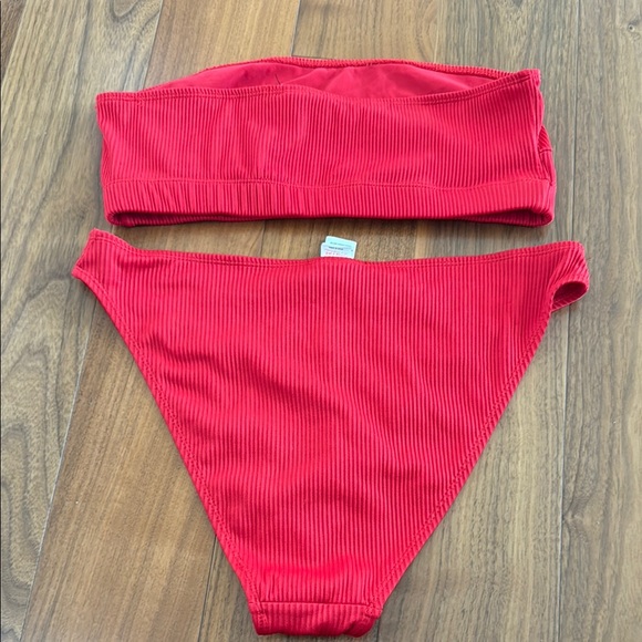 Missguided Red Ribbed Bikini Set - Picture 7 of 7